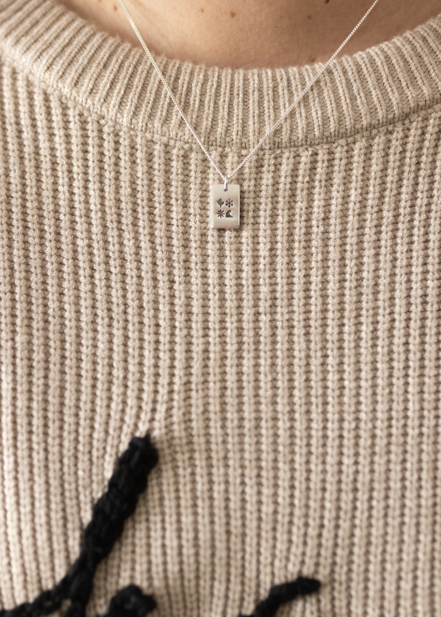 Every Season Pendant Necklace-2